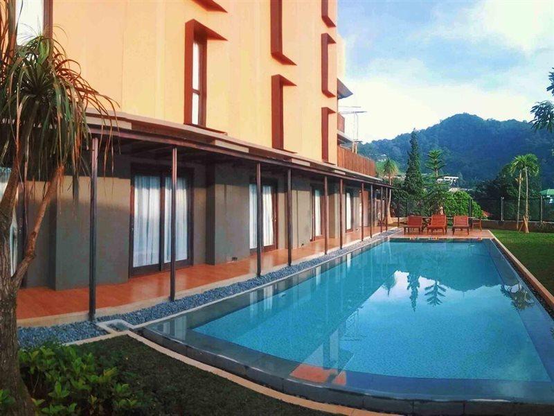 Grand Metro Puncak Hotel Cibodas Exterior photo